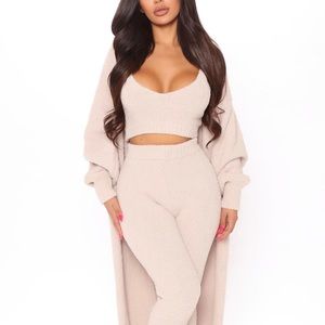 Fashion Nova 3-piece set